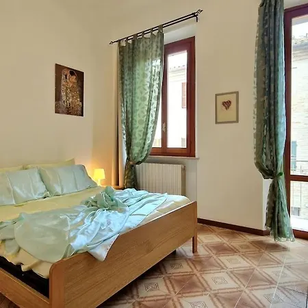 10 Metri Dal Mare Wi-fi A/c 8 Posti