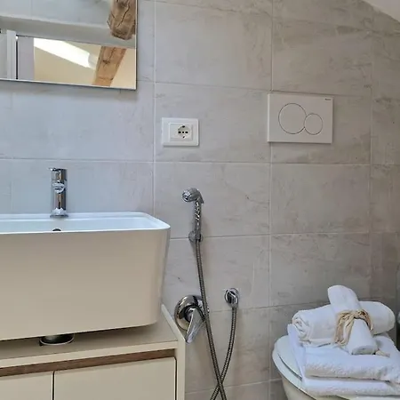 بيت للعطل 10 Metri Dal Mare Wi-fi A/c 8 Posti بورتو ريكاناتي