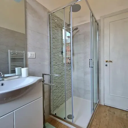 10 Metri Dal Mare Wi-fi A/c 8 Posti Holiday home *